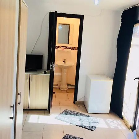 Casa Cu Flori Villa