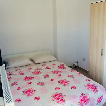 Casa Cu Flori Villa